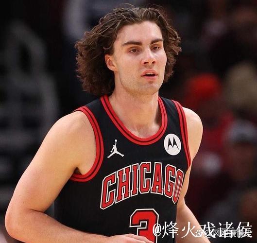 费迪南德:维拉具备夺冠潜力;罗杰斯数据证明他有望成为顶级球员 费迪南德:维拉具备夺冠潜力;罗杰斯数据证明他有望成为顶级球员