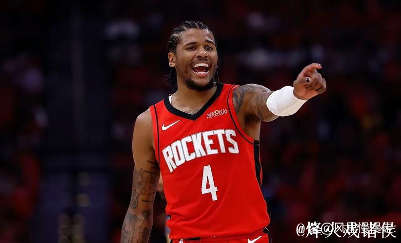 费迪南德:维拉具备夺冠潜力;罗杰斯数据证明他有望成为顶级球员 费迪南德:维拉具备夺冠潜力;罗杰斯数据证明他有望成为顶级球员